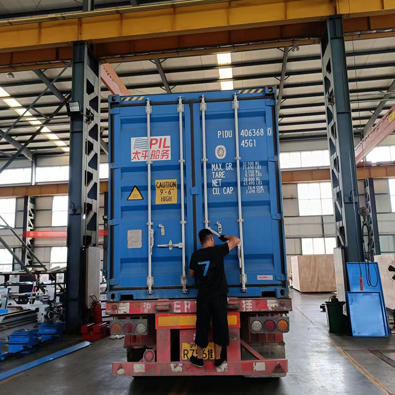 Milling Machine  LM1450A and Lathe Machine  Loading Container